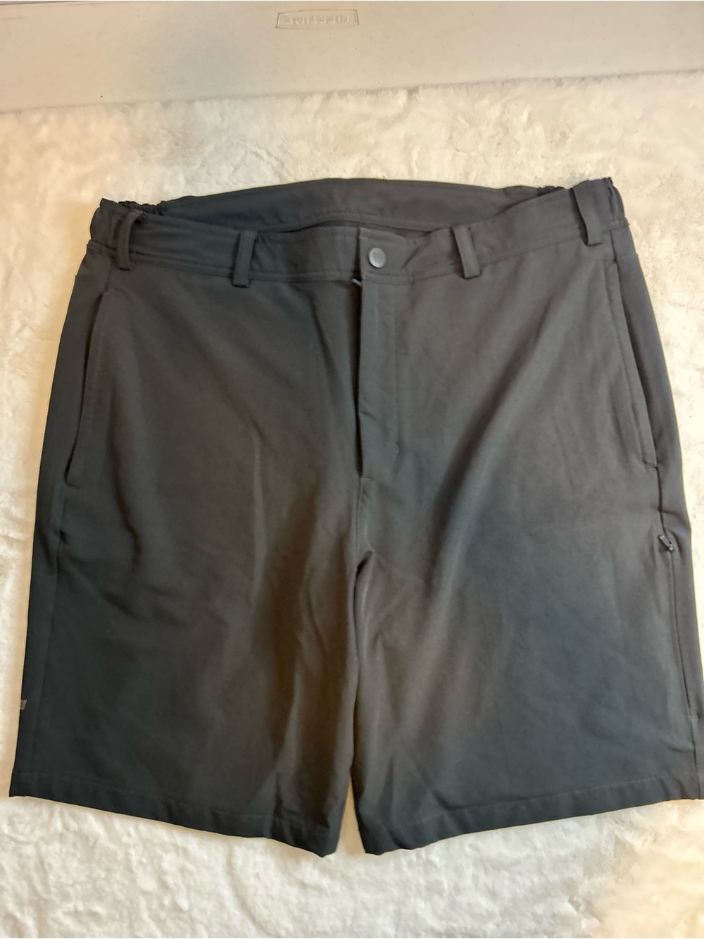 Mack Weldon Men’s Large Black Performance Shorts Stretch Tech Golf Casual